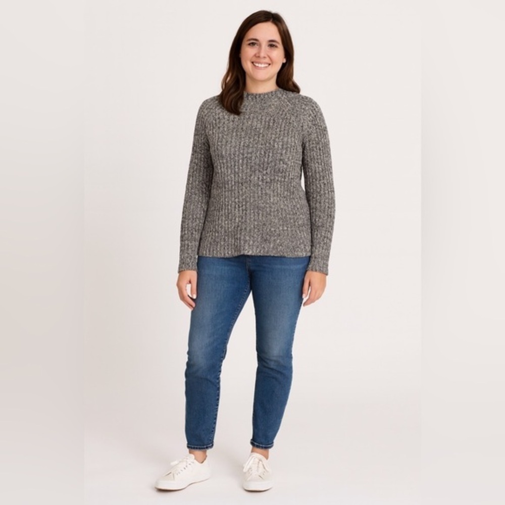 SO Size XL gray long sleeve sweater women’s